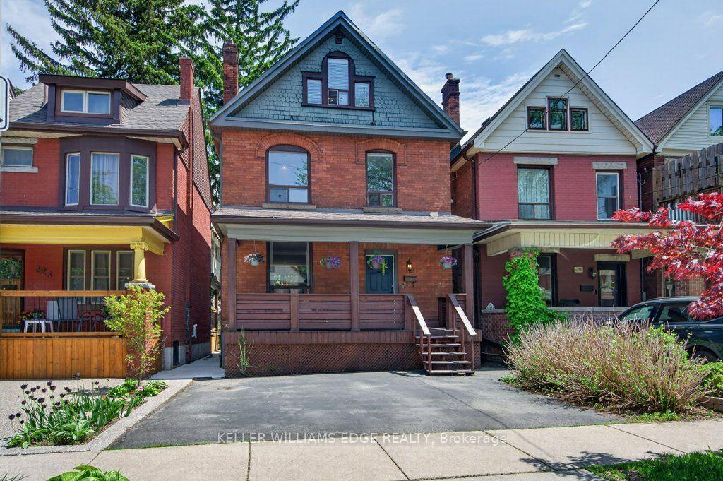 225 Prospect Street S — photo 1