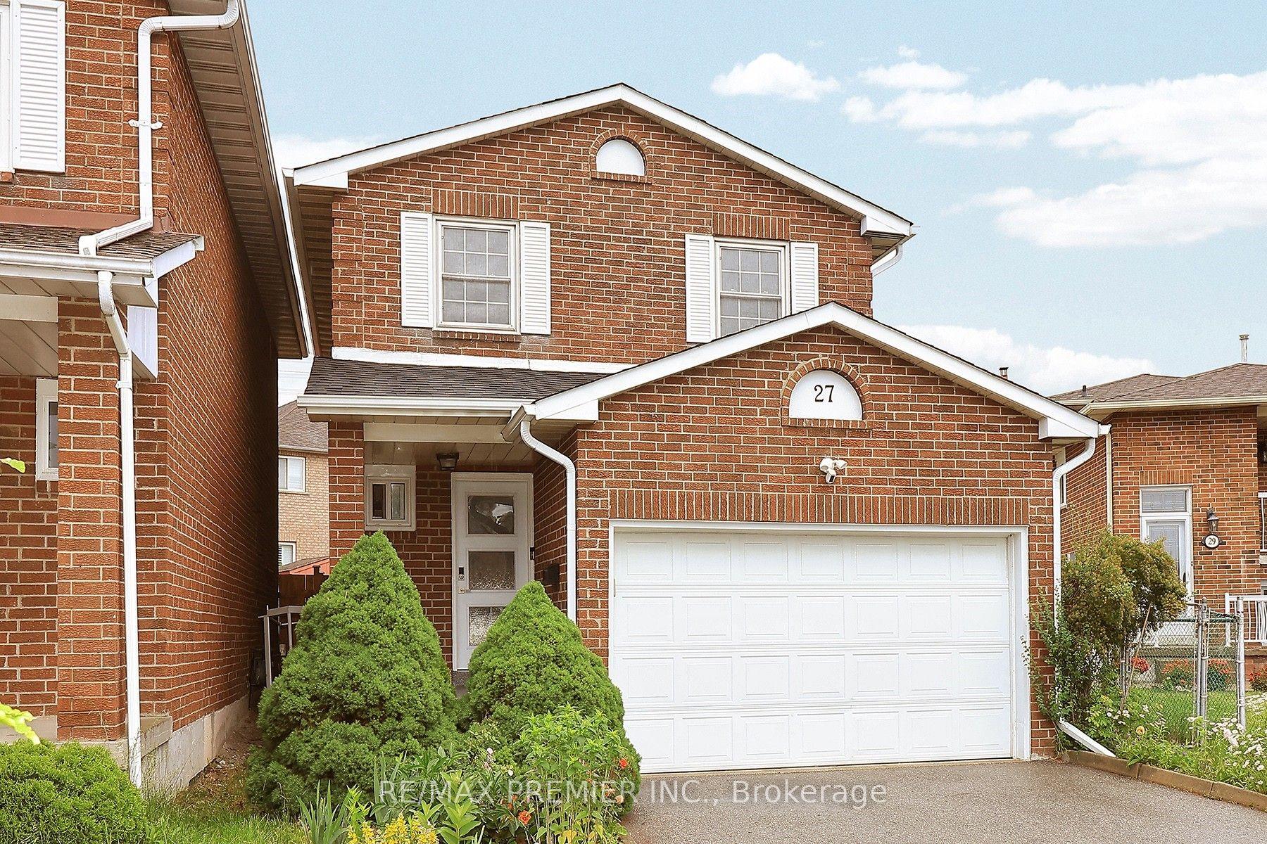 27 Prairie Dunes Place — photo 1
