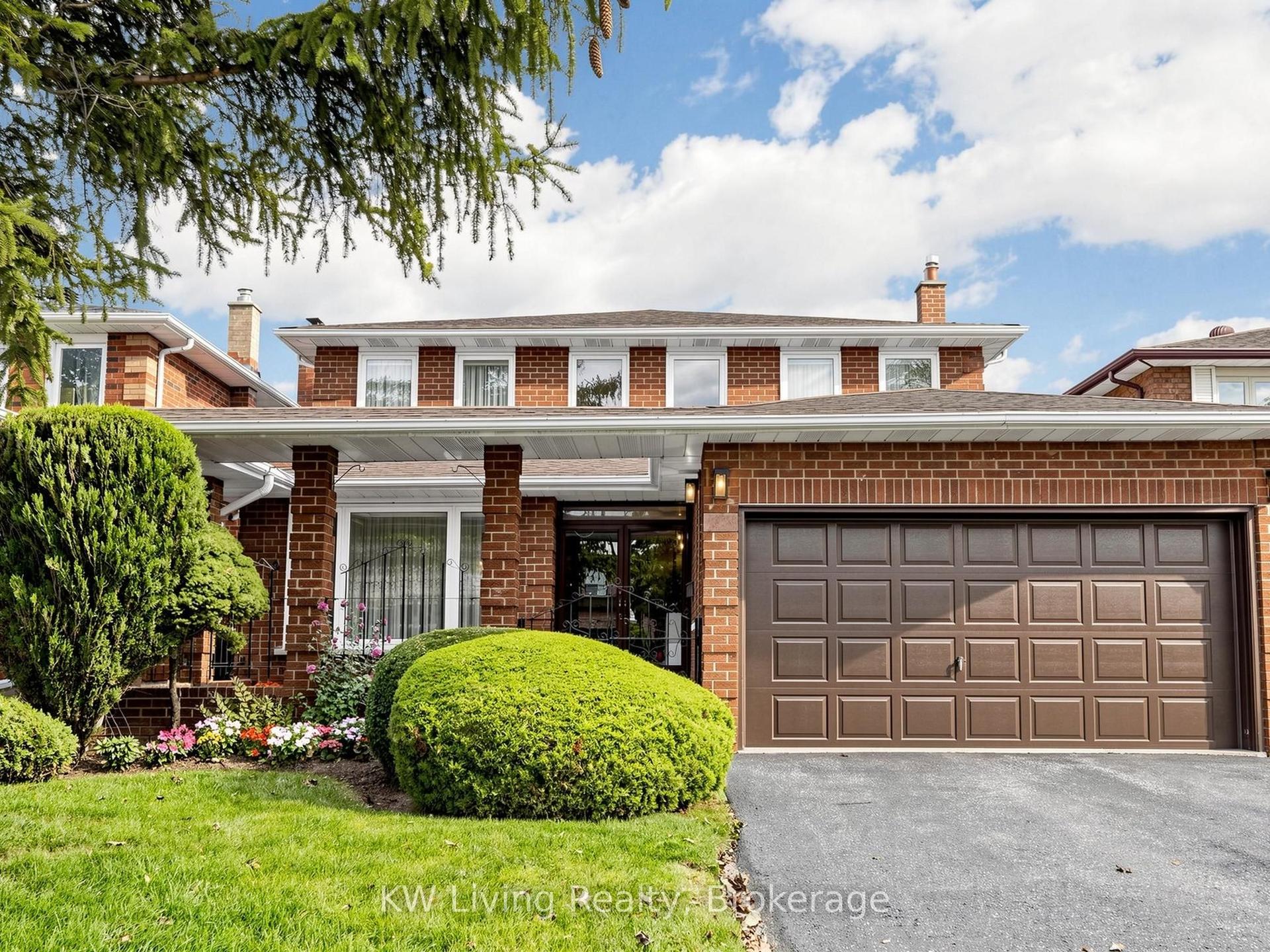 143 Sanwood Boulevard, Toronto — Detached for sale, photo 1