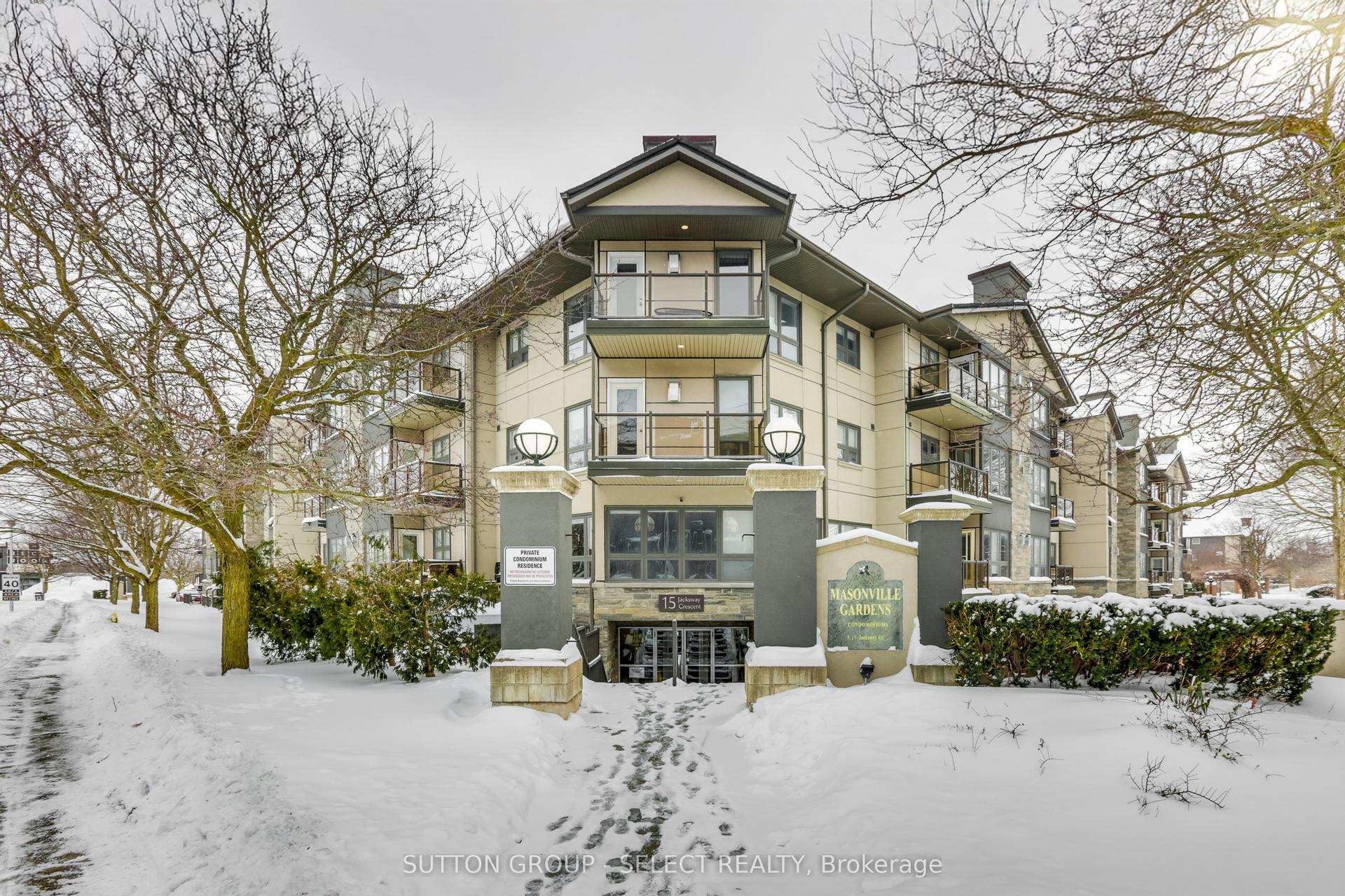 15 Jacksway Crescent 315 #315 — photo 1