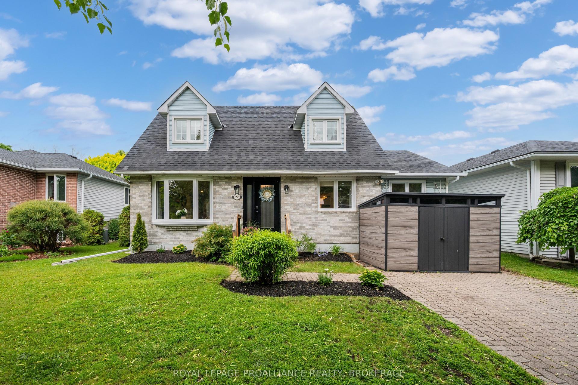 22 Heritage Drive — photo 1