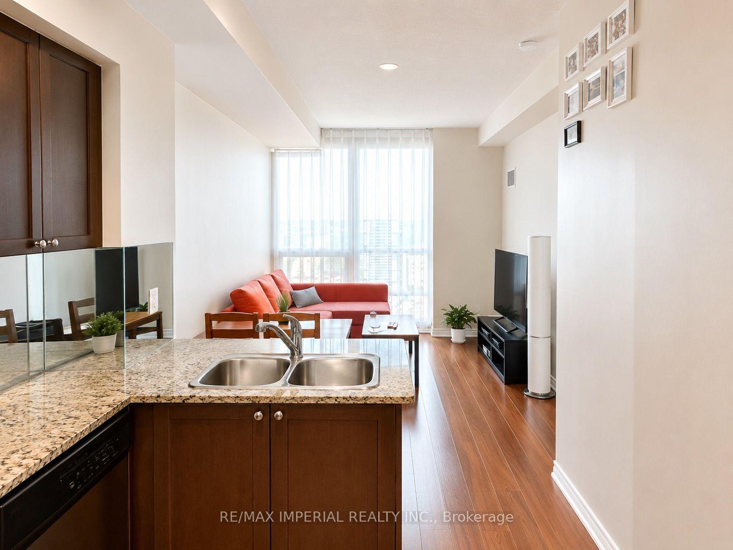 761 Bay Street 3304 #3304, Toronto — Condo for sale, photo 1