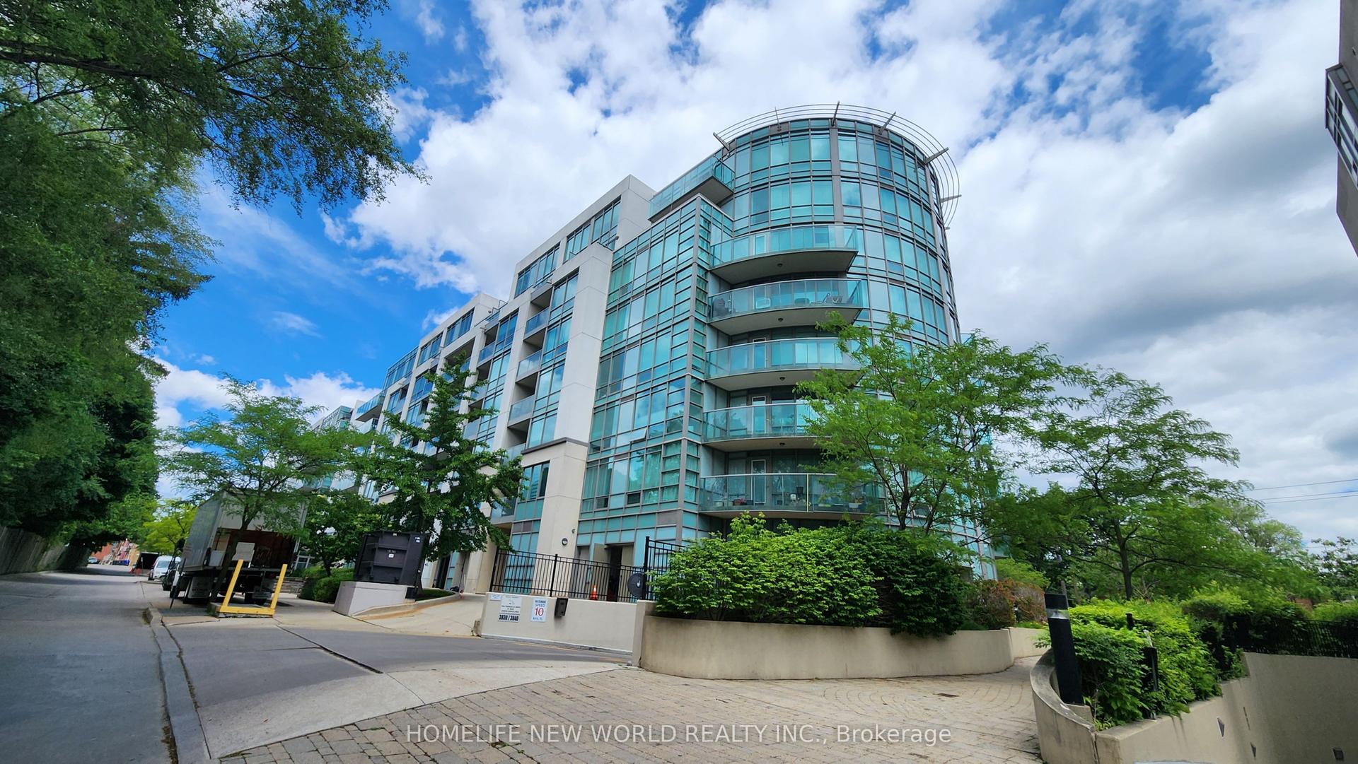 3830 Bathurst Street 404 #404 — photo 1