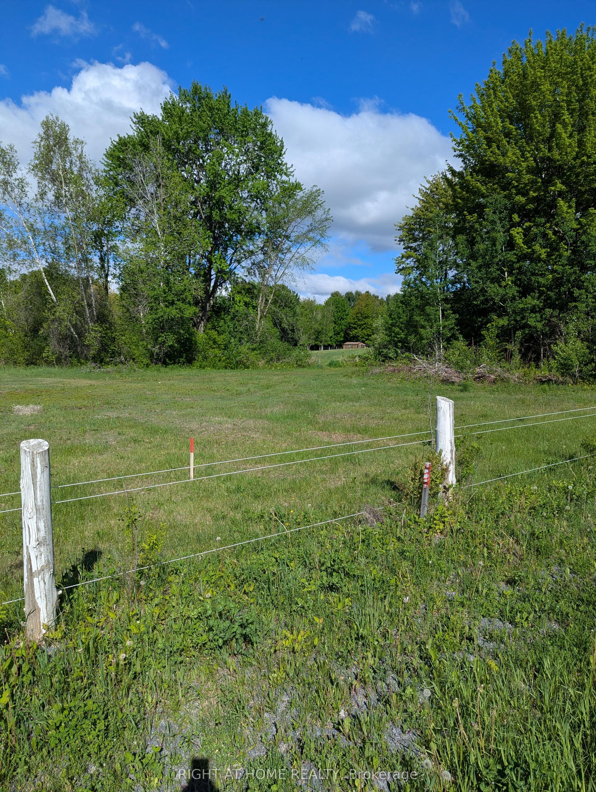 PT LT 27 PART 3 RACETTE Road — photo 1