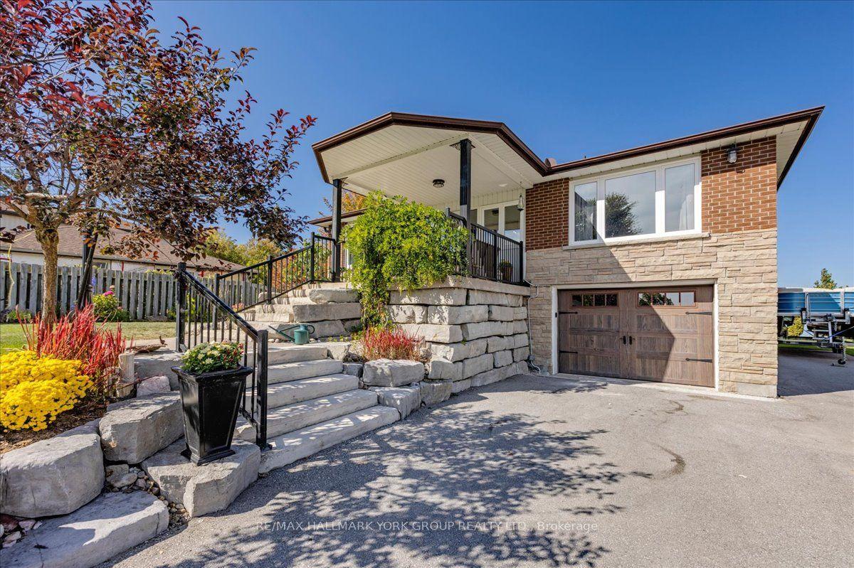 20 Burnie Road, Georgina — Detached for sale, photo 1