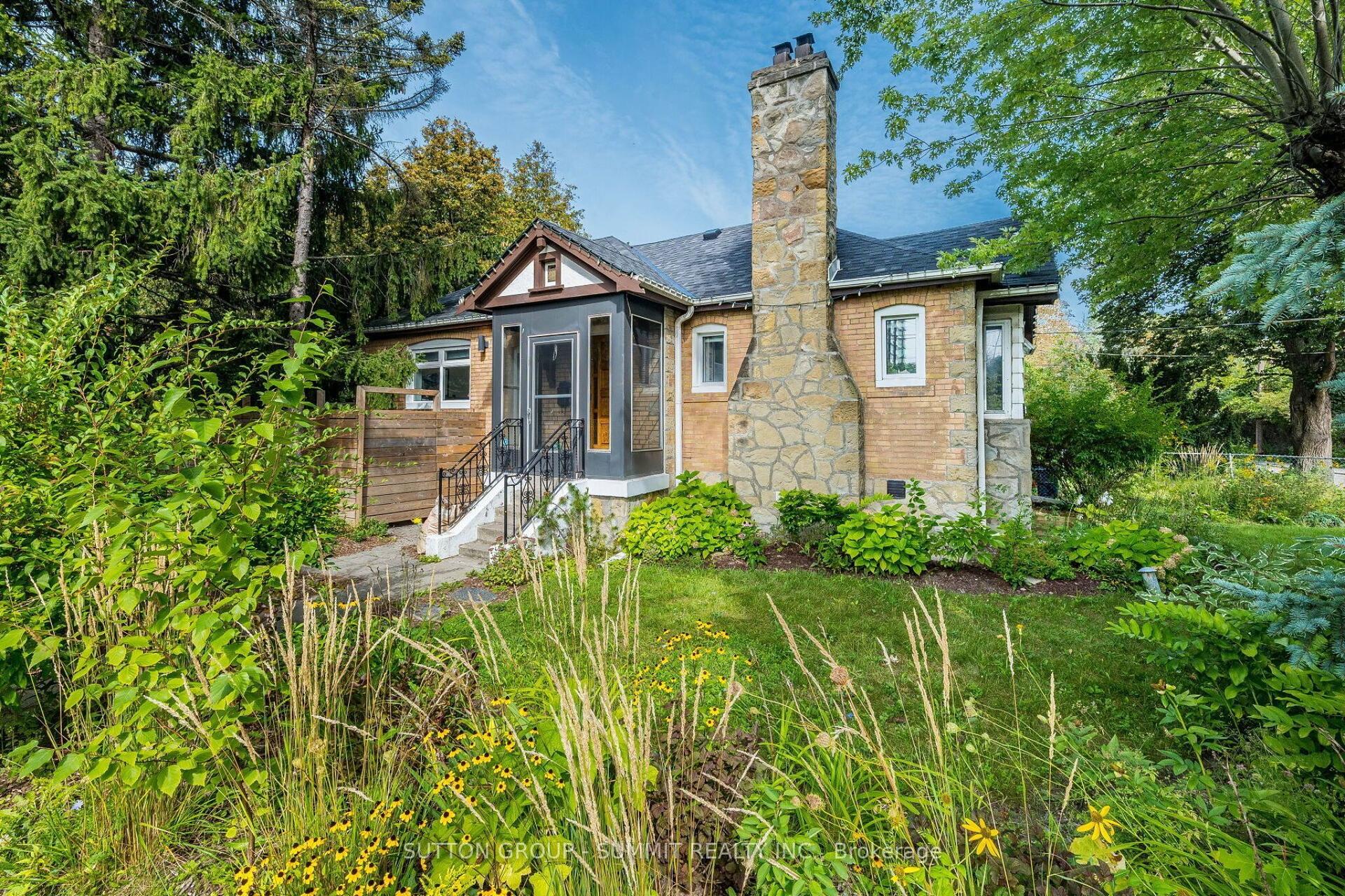 32 ELLIS Avenue, Toronto — Detached for lease, photo 1