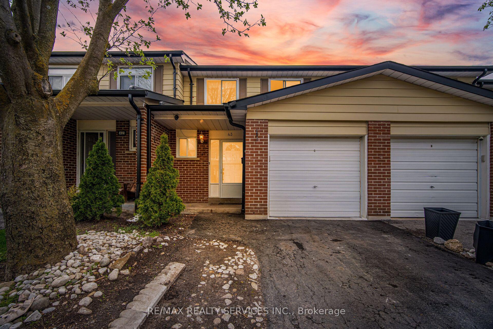 43 Vodden Court 47 #47 — photo 1