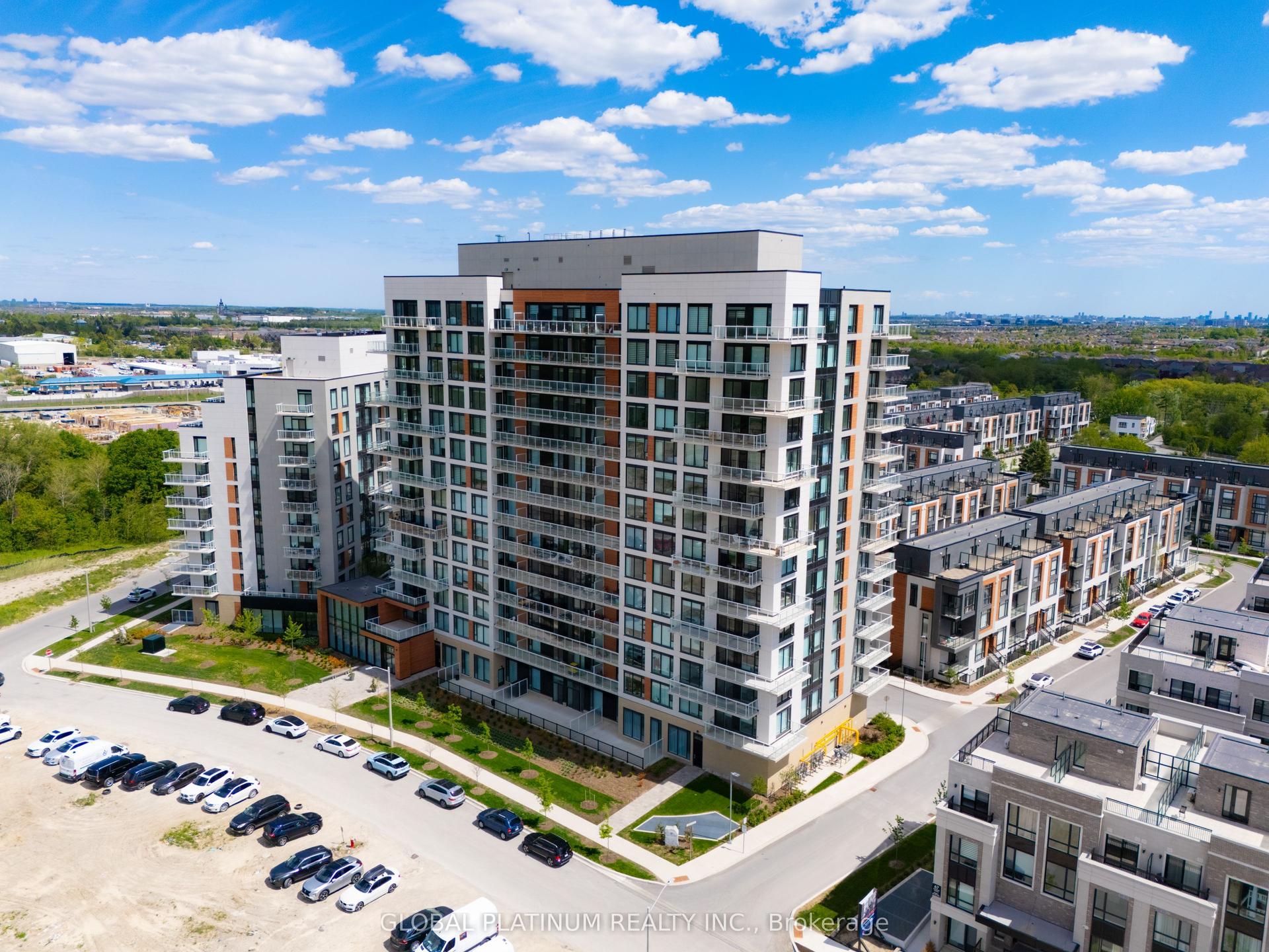 6 David Eyer Road 713 #713, Richmond Hill — Condo for lease, photo 1