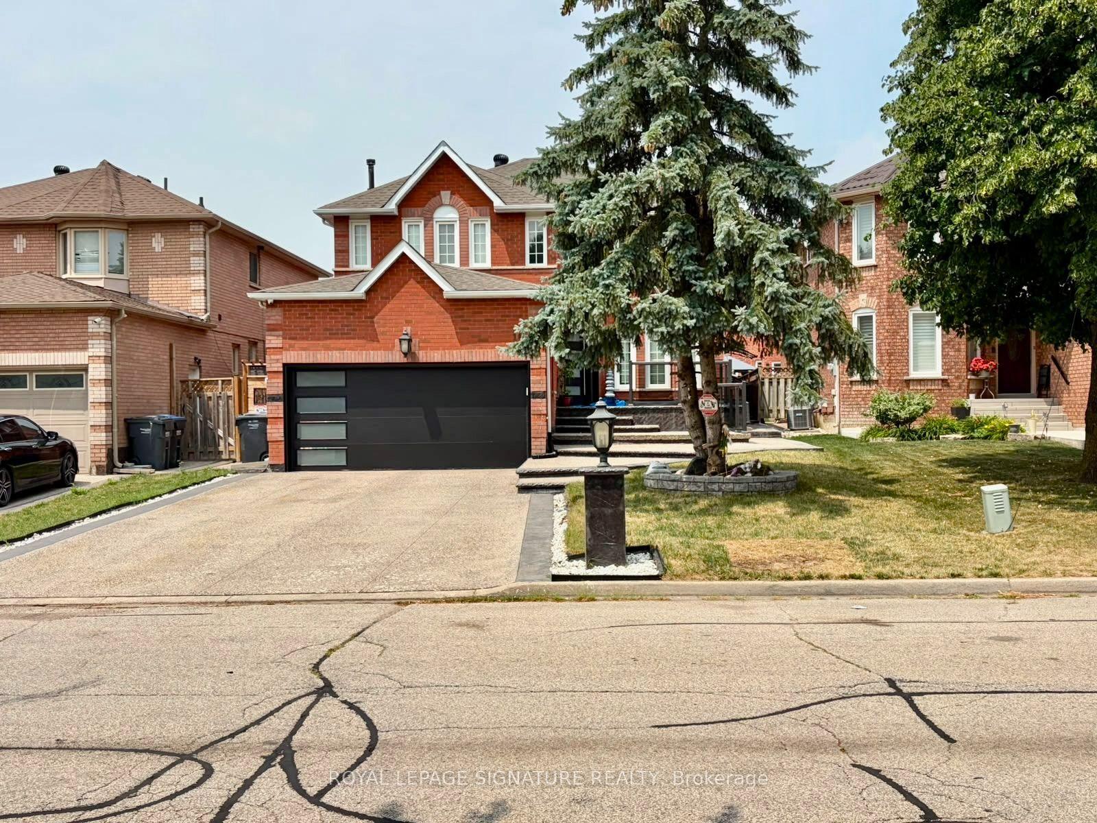 16A Hutton Crescent, Caledon — Detached for lease, photo 1