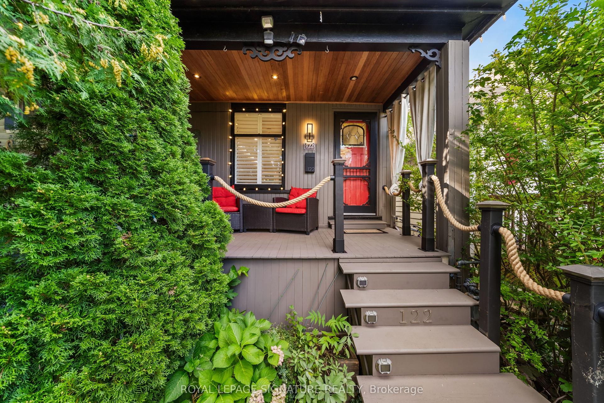 122 Duvernet Avenue, Toronto — Detached for sale, photo 1