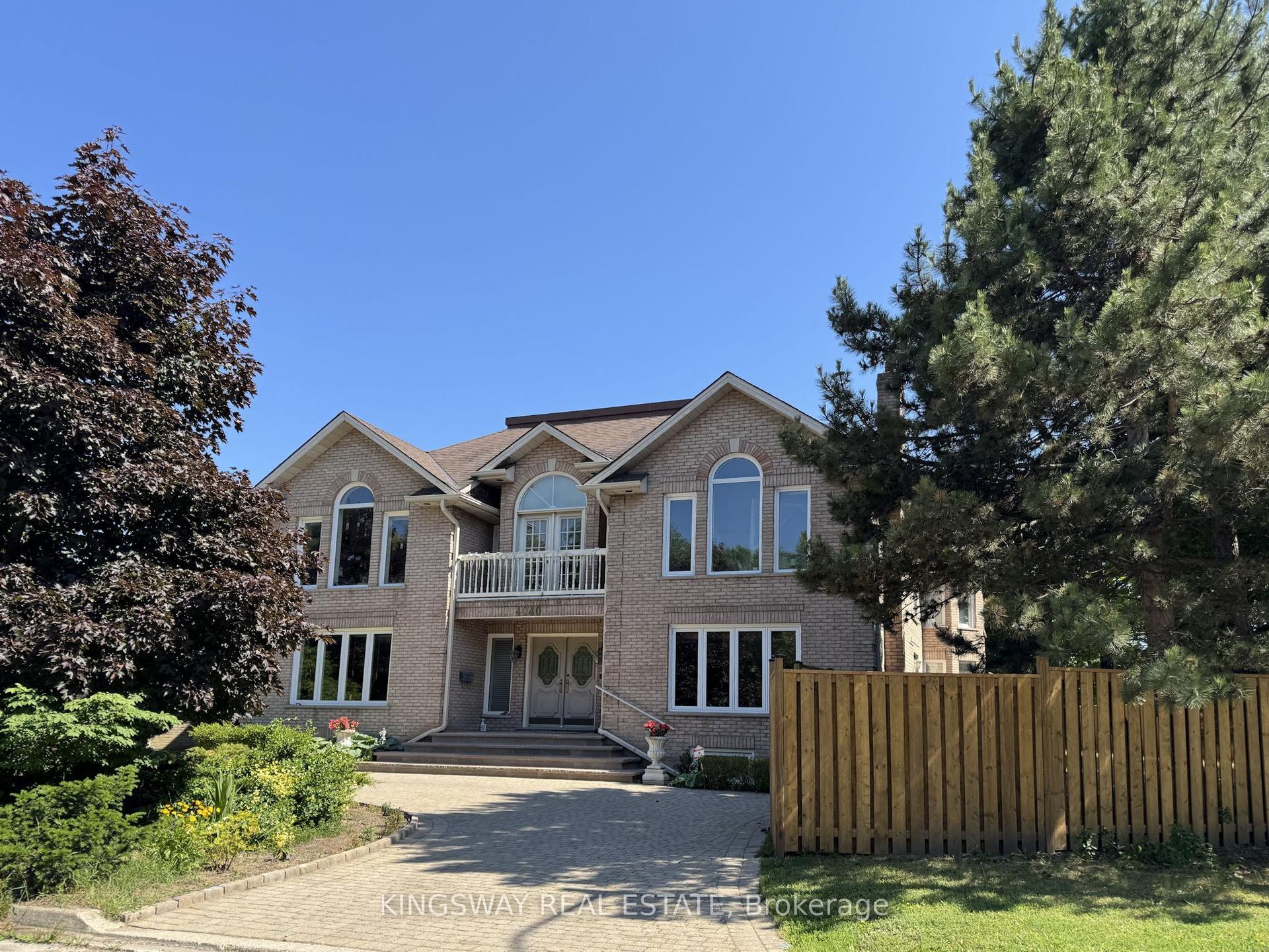 4040 Lookout Court — photo 1