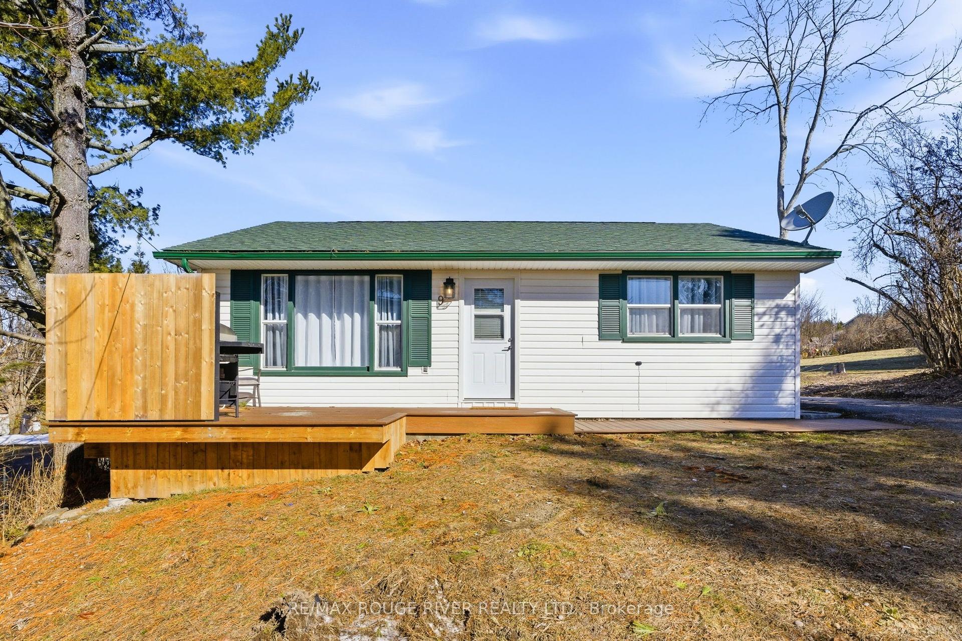 9 CEDAR Street — photo 1