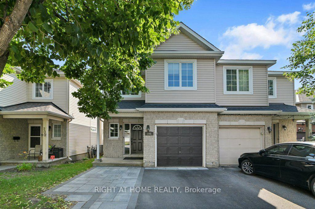 198 Deerfox Drive, Barrhaven — Semi-Detached for sale, photo 1
