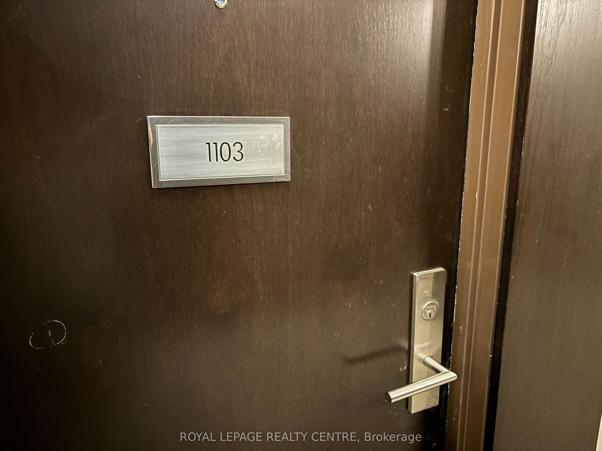 60 SE Absolute Avenue 1103 #1103, Mississauga — Condo for sale, photo 1