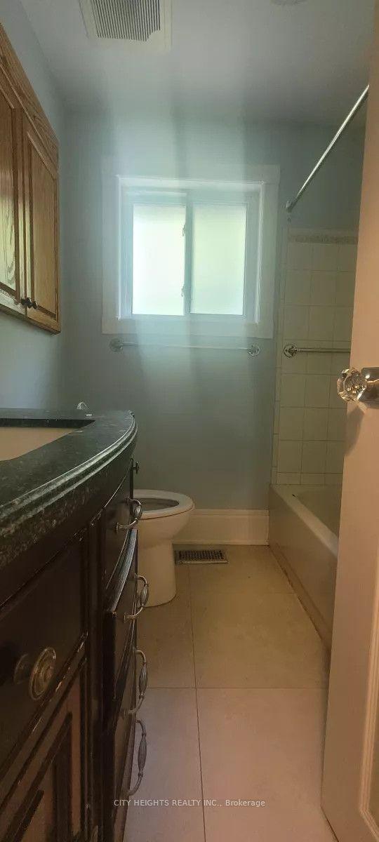 2690 Truscott Drive Upper #Upper, Mississauga — Detached for lease, photo 1