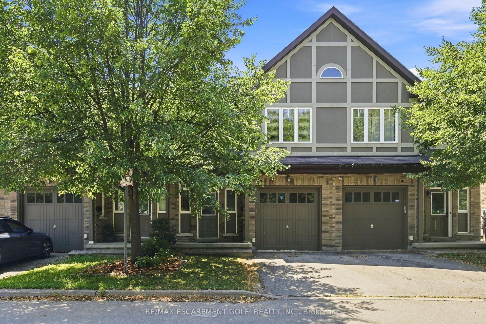 1050 Ryckman Common, Burlington — Townhouse for lease, photo 1