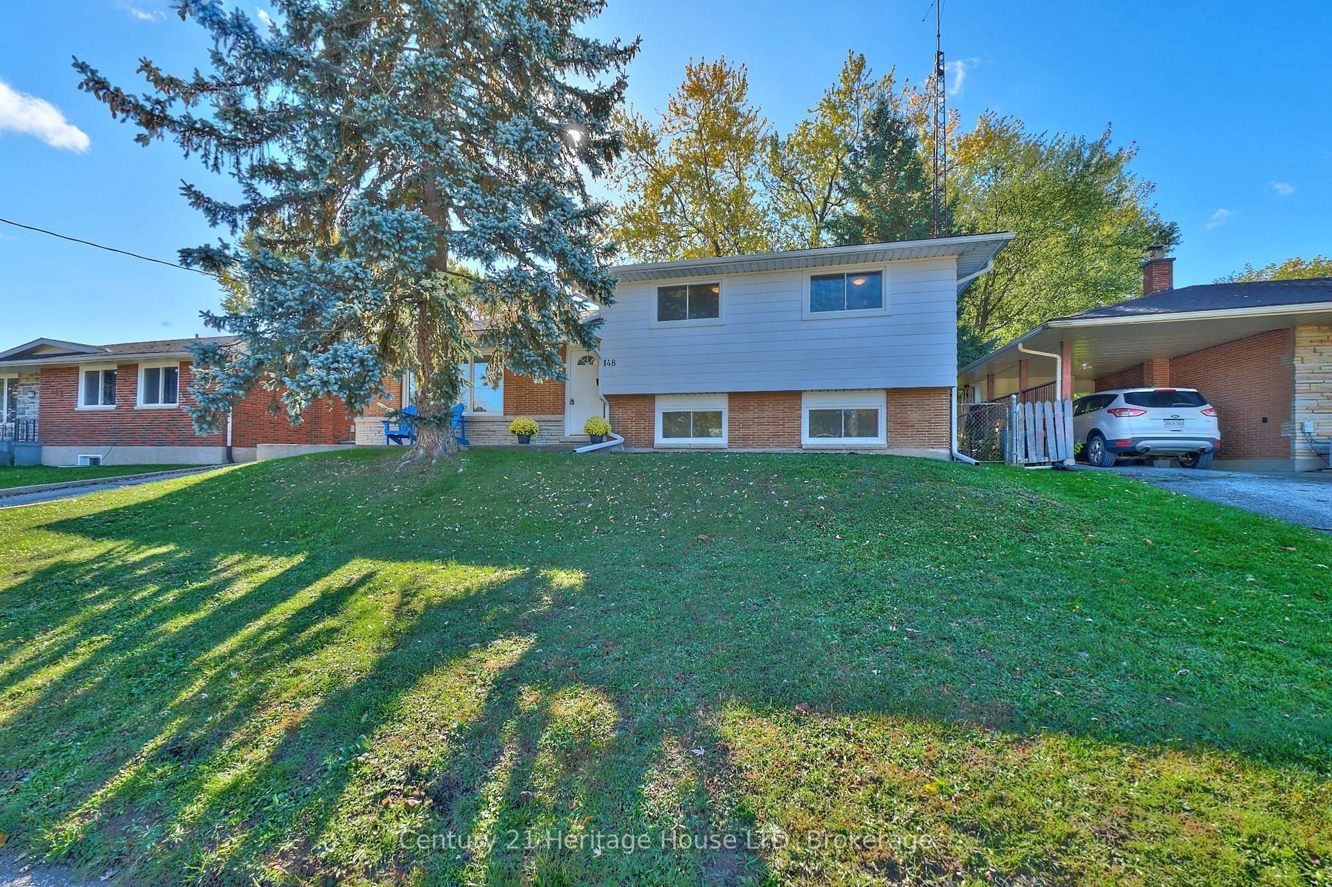 148 Champlain Drive — photo 1