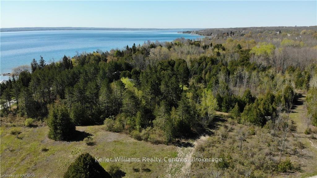 PT LT 40 PRESQU'ILE Road — photo 1