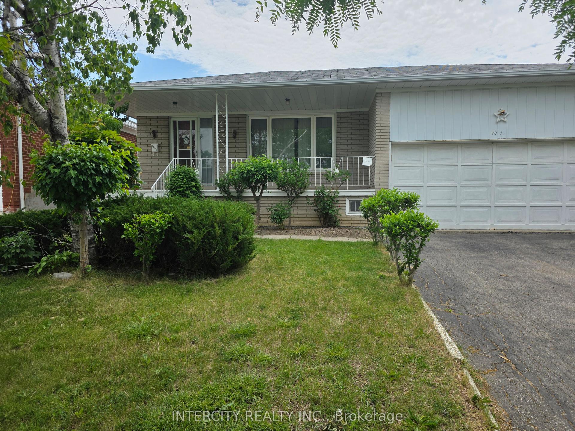 7030 Darcel Avenue — photo 1