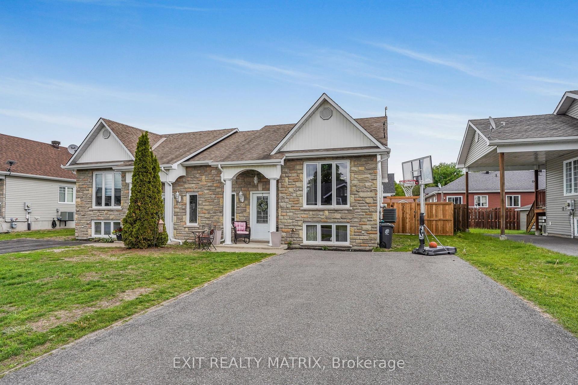 90 Richard Street, Alfred and Plantagenet — Semi-Detached for sale, photo 1