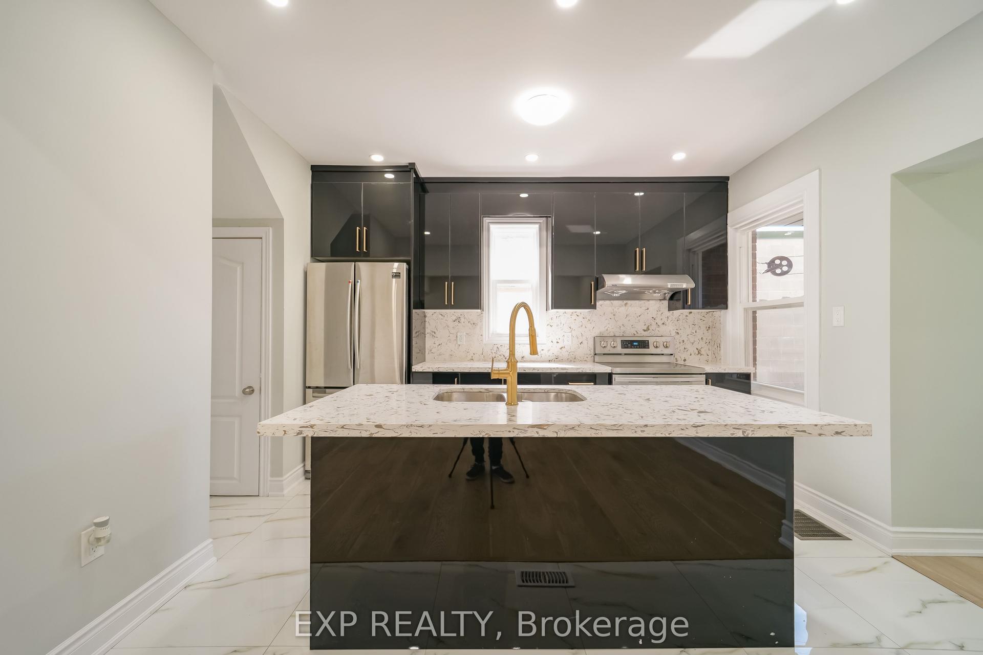 1509 Main Street E upstairs #upstairs, Hamilton — Detached for lease, photo 1