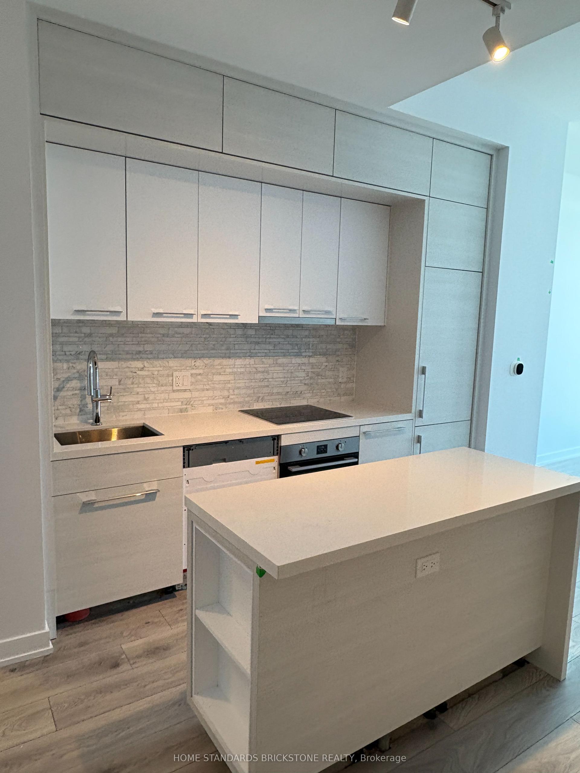 29 Green Trail Court 711 #711 — photo 1