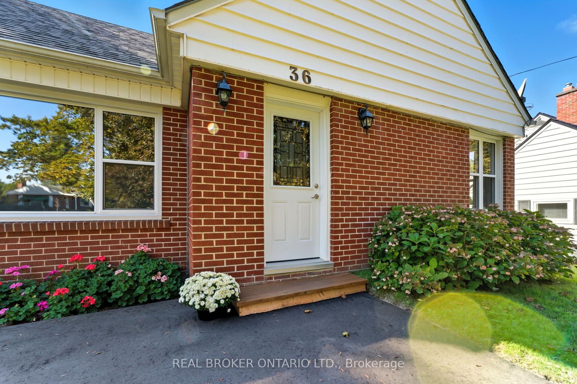 36 Gibson Drive — photo 1