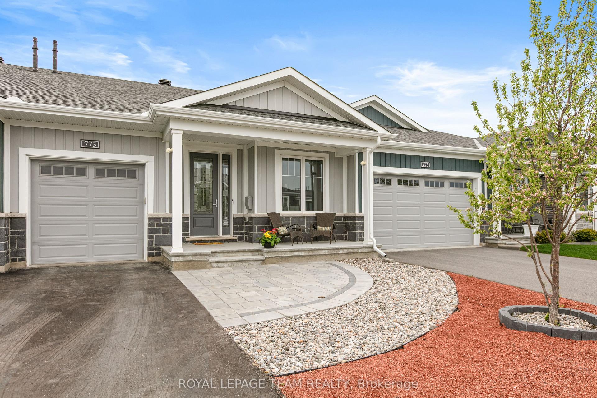 773 Coast Circle — photo 1