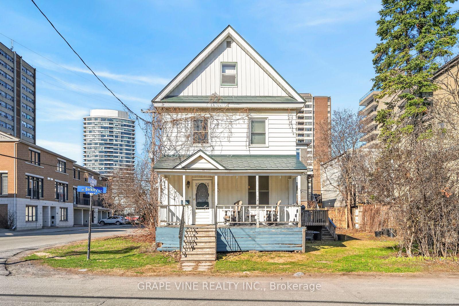 388 Berkley Avenue — photo 1