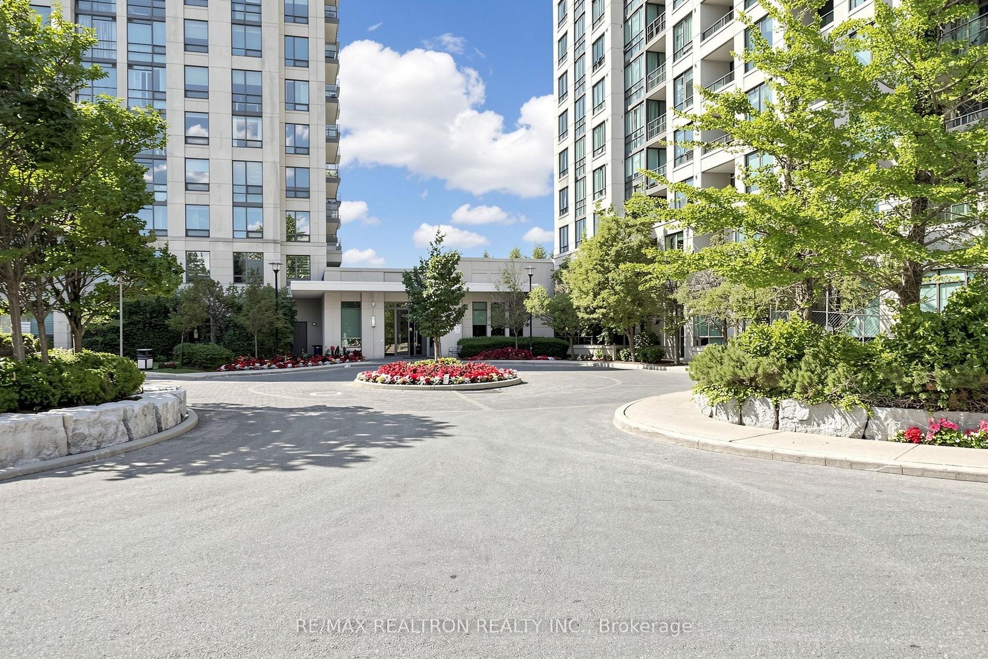 100 Promenade Circle 205 #205, Vaughan — Condo for sale, photo 1