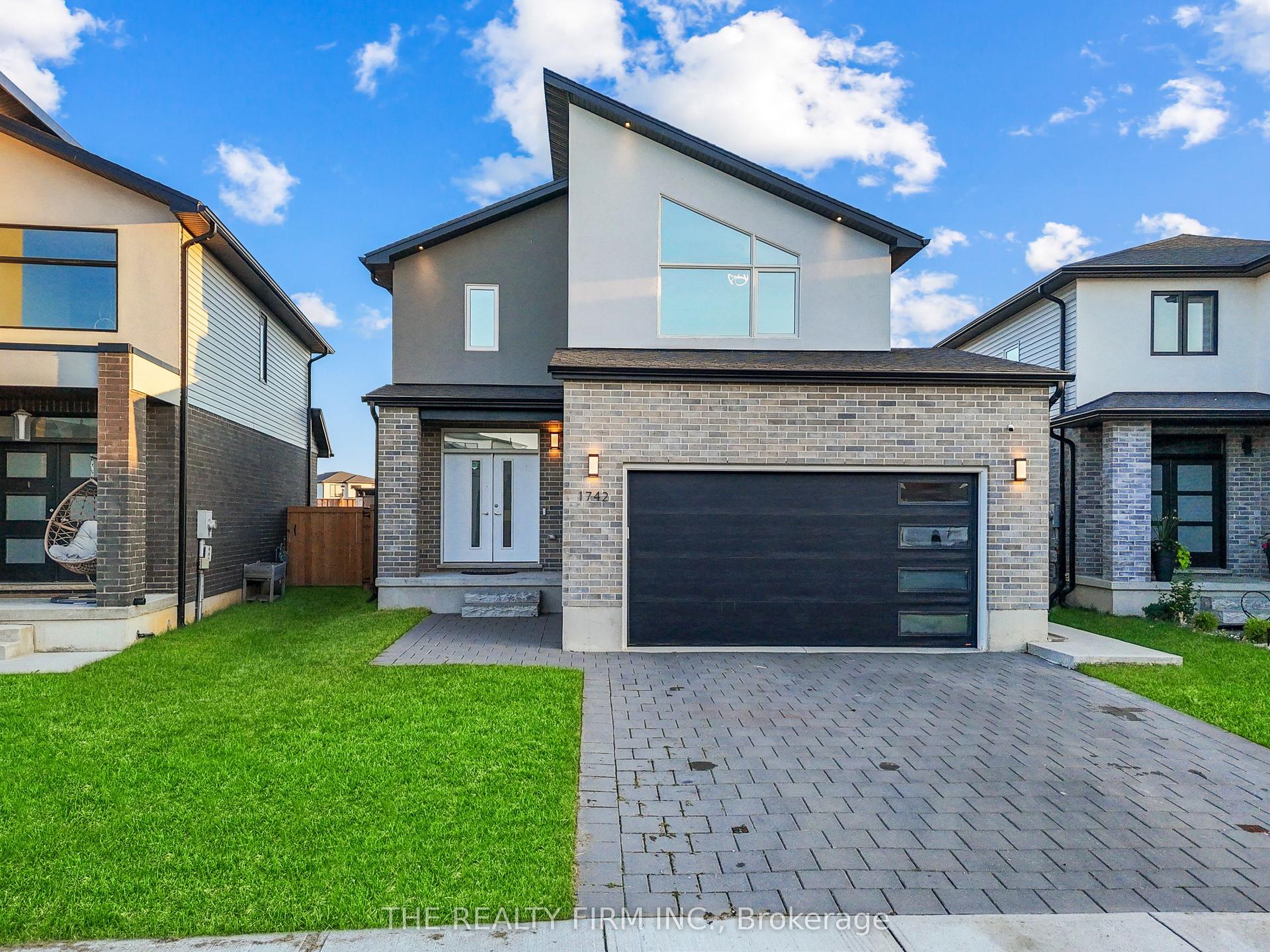 1742 Applerock Avenue, London North — Detached for sale, photo 1