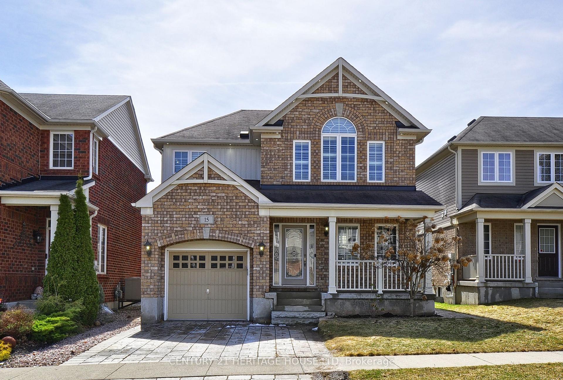 15 Horton Walk — photo 1