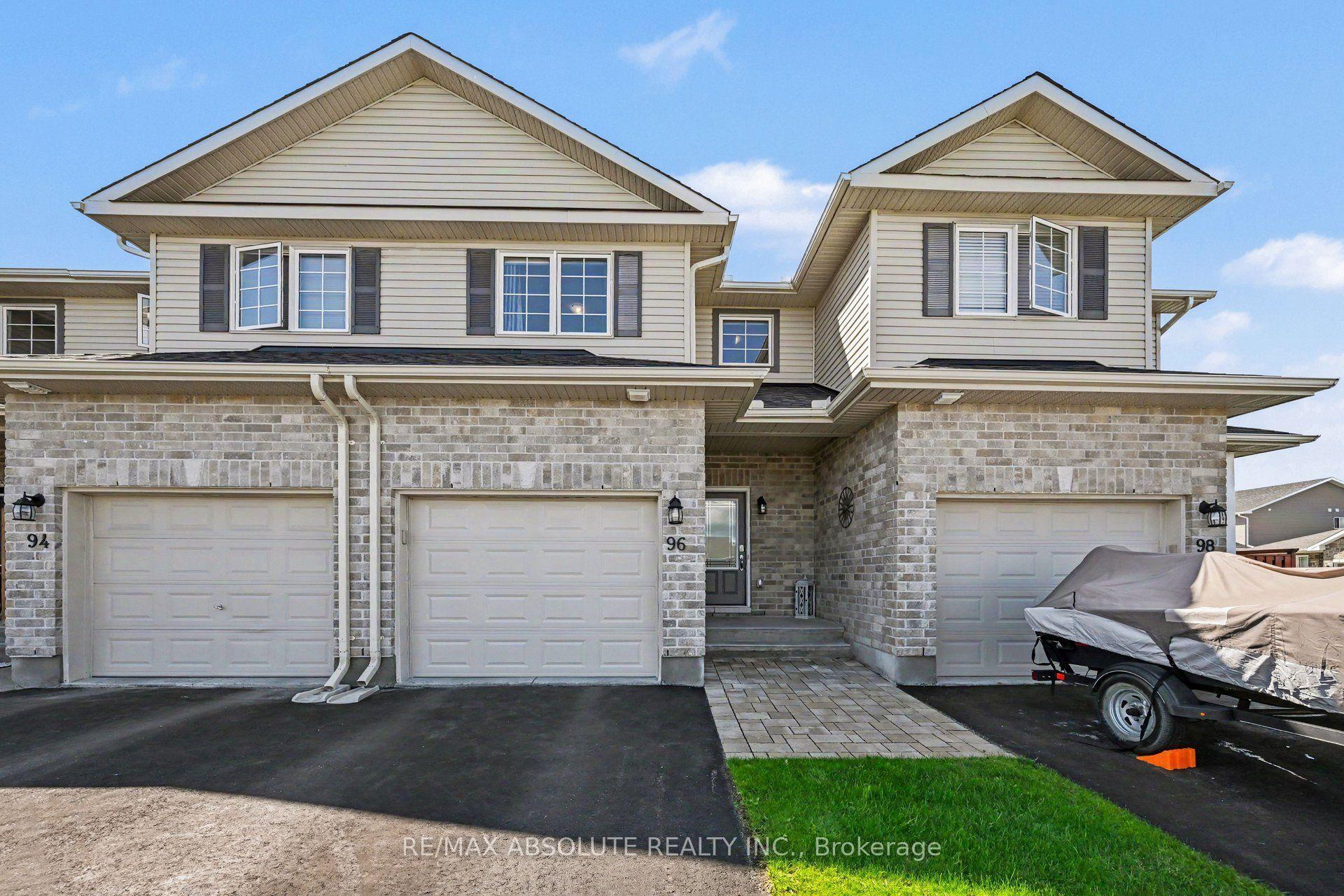 96 Bellwood Drive, Arnprior — Townhouse for sale, photo 1
