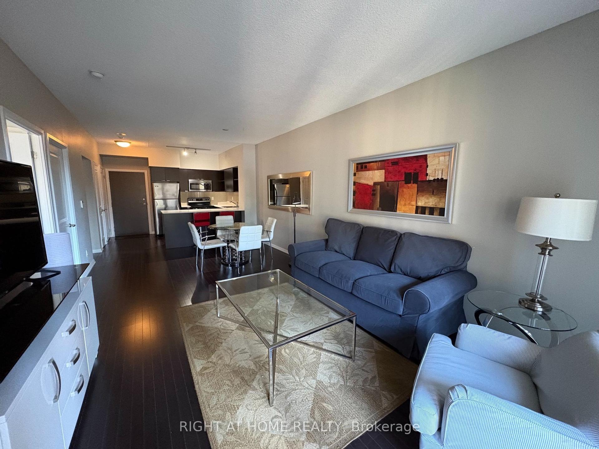 35 Hayden Street 404 #404, Toronto — Condo for lease, photo 1