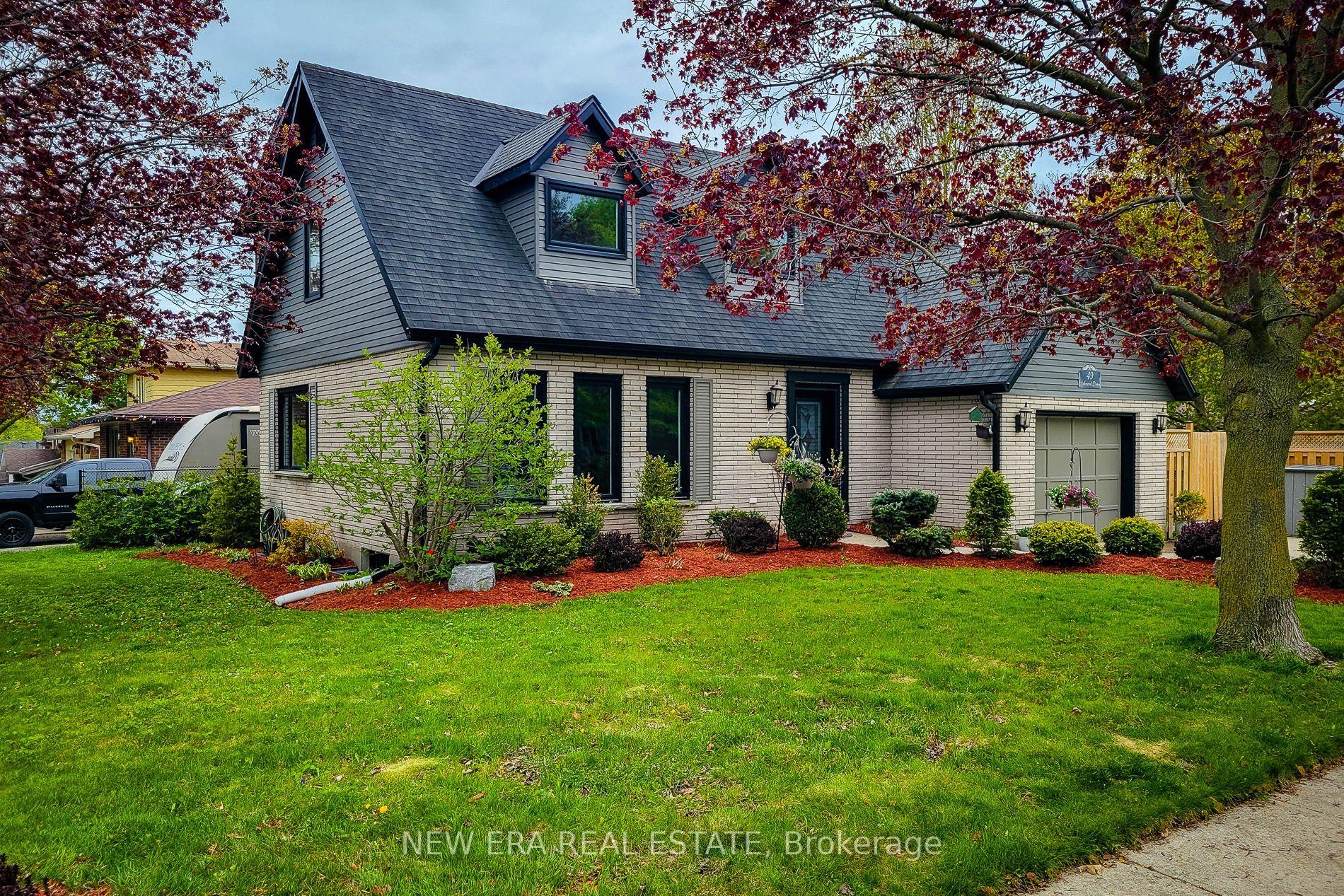 49 Ashwood Drive — photo 1
