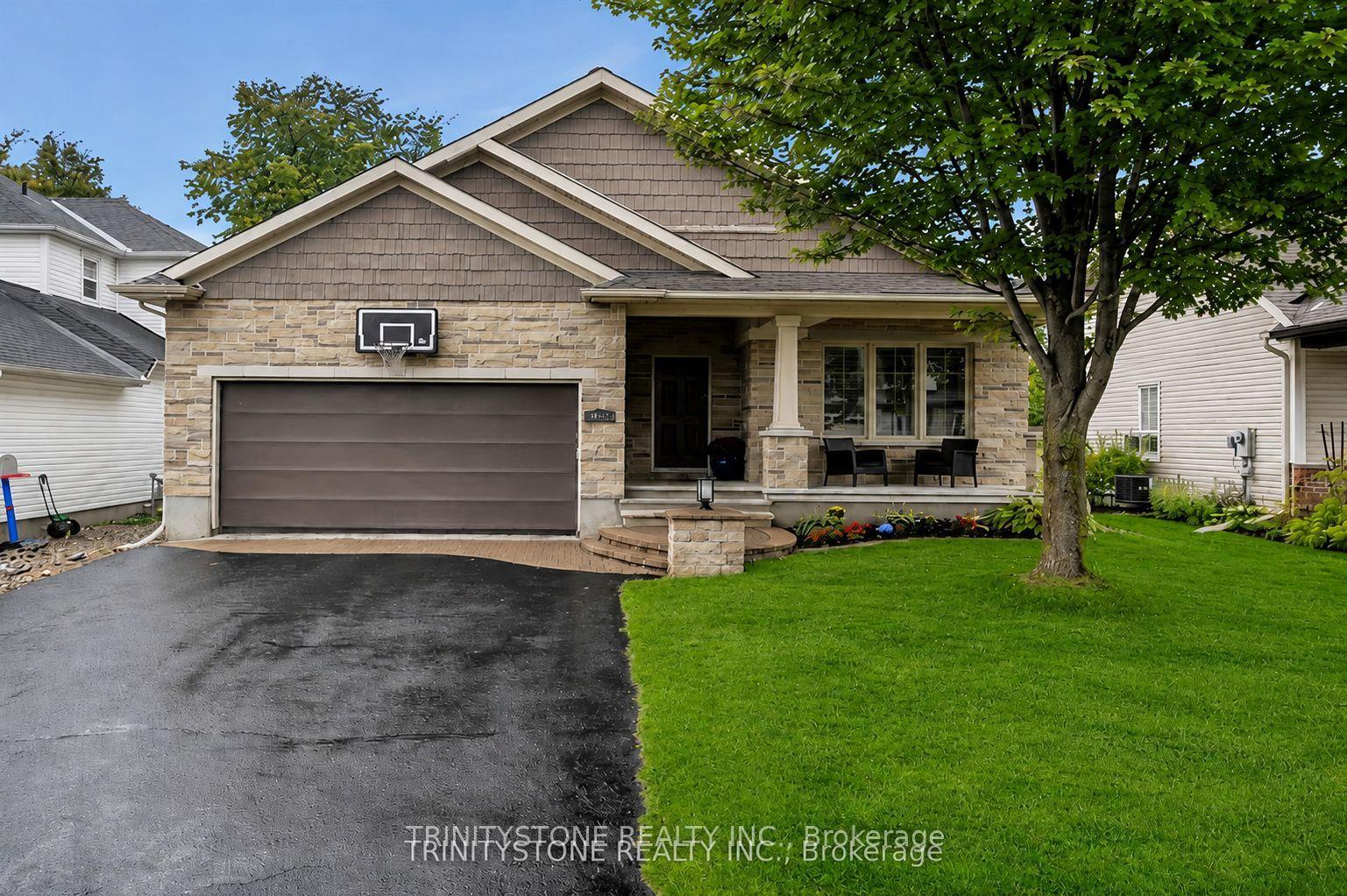 452 Landswood Way — photo 1