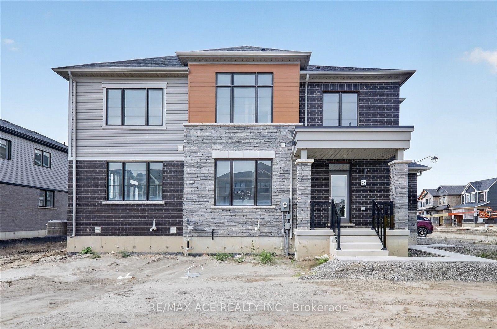 45 International Drive, Haldimand — Townhouse for sale, photo 1