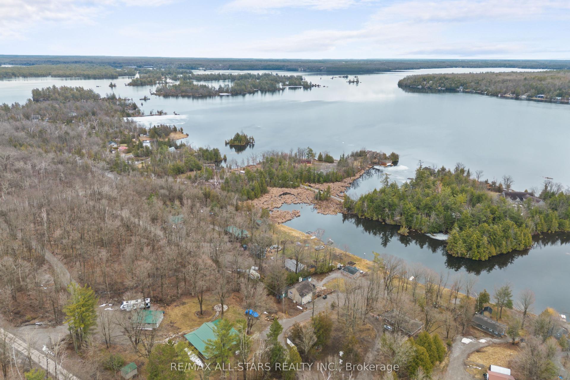 244 Deer Bay Reach Road S — photo 1