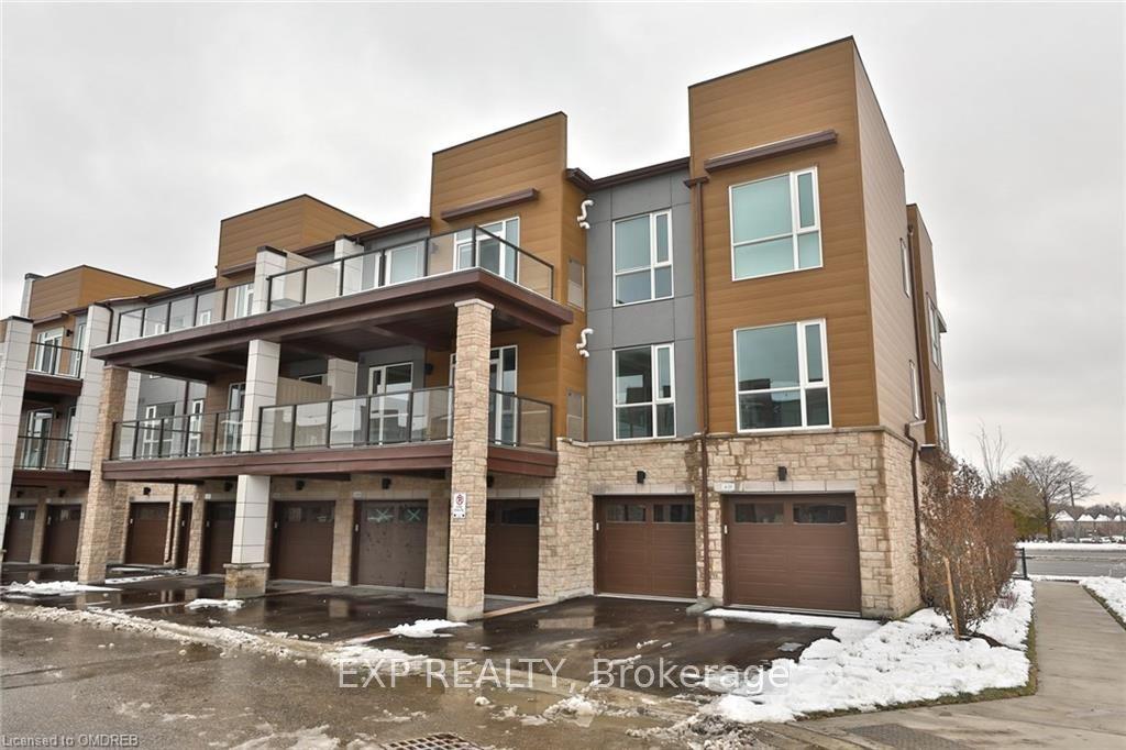 2393 Bronte Road 104 #104, Oakville — Condo Town for lease, photo 1