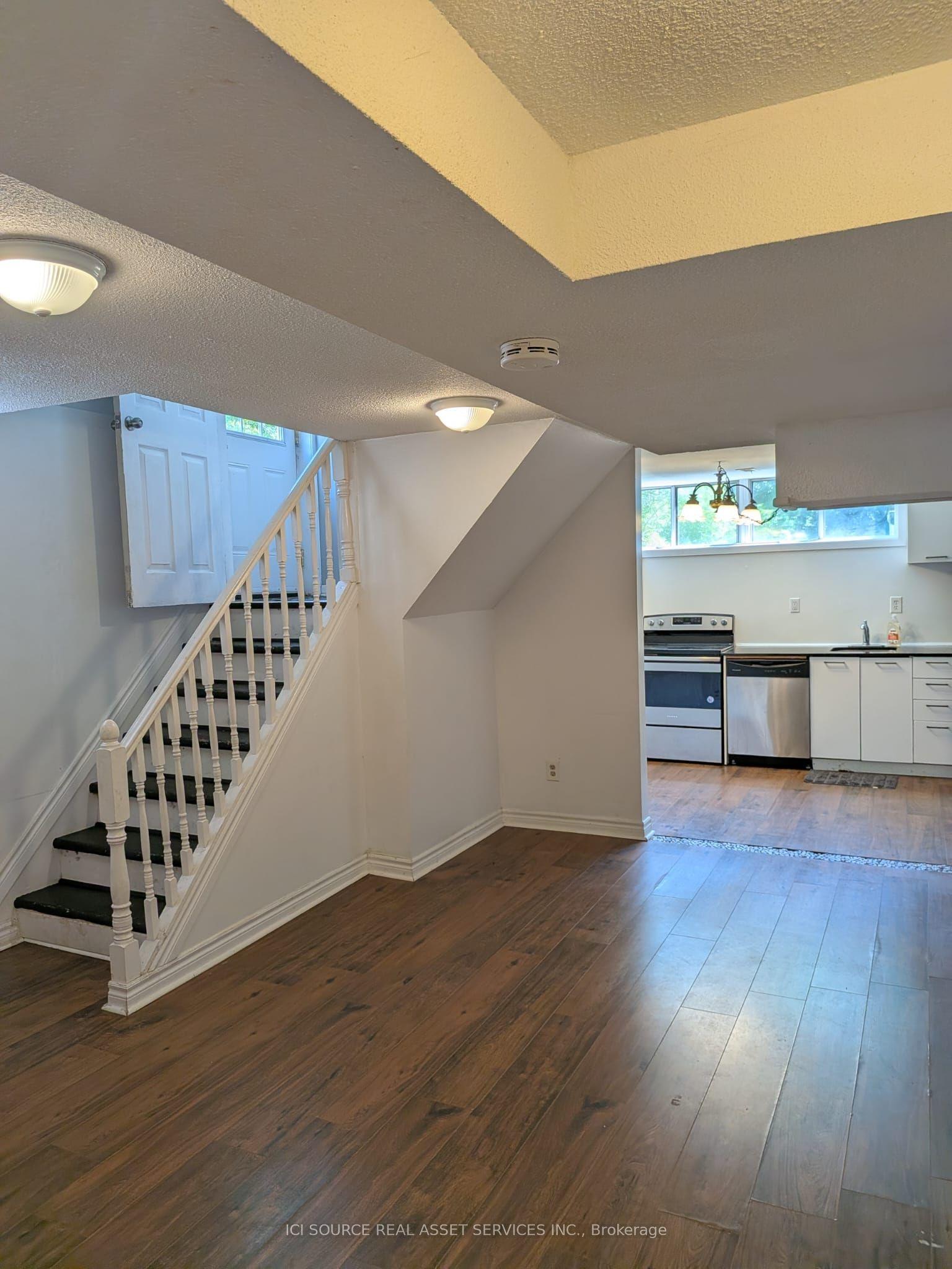 61 Darlingside Drive Lower #Lower, Toronto — Semi-Detached for lease, photo 1
