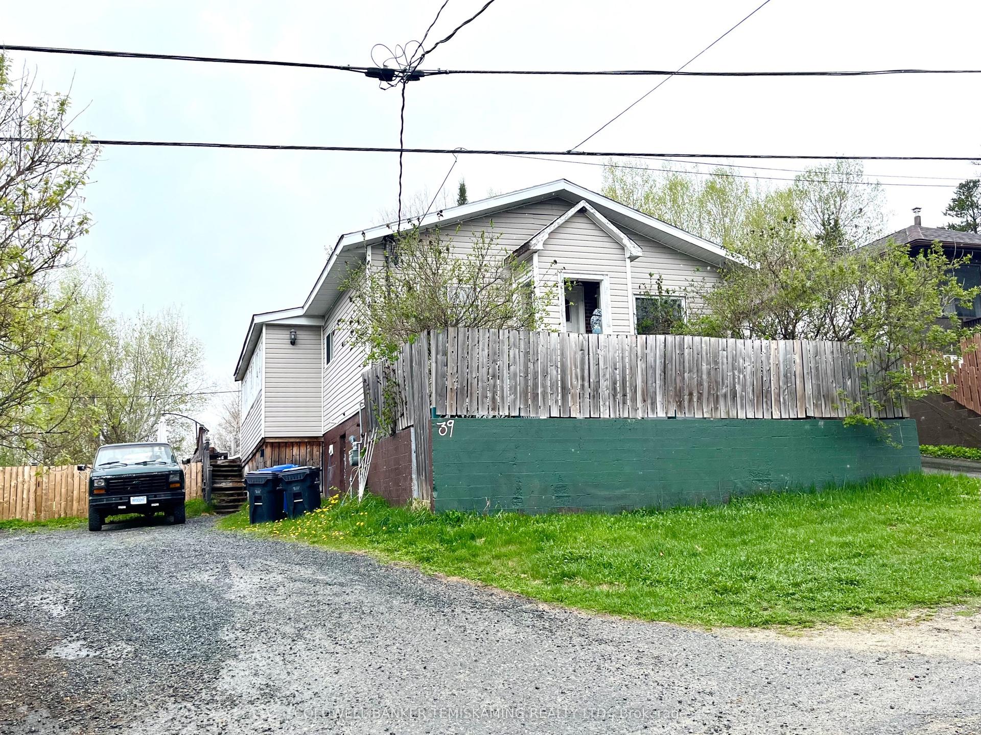 39 Comfort Street — photo 1