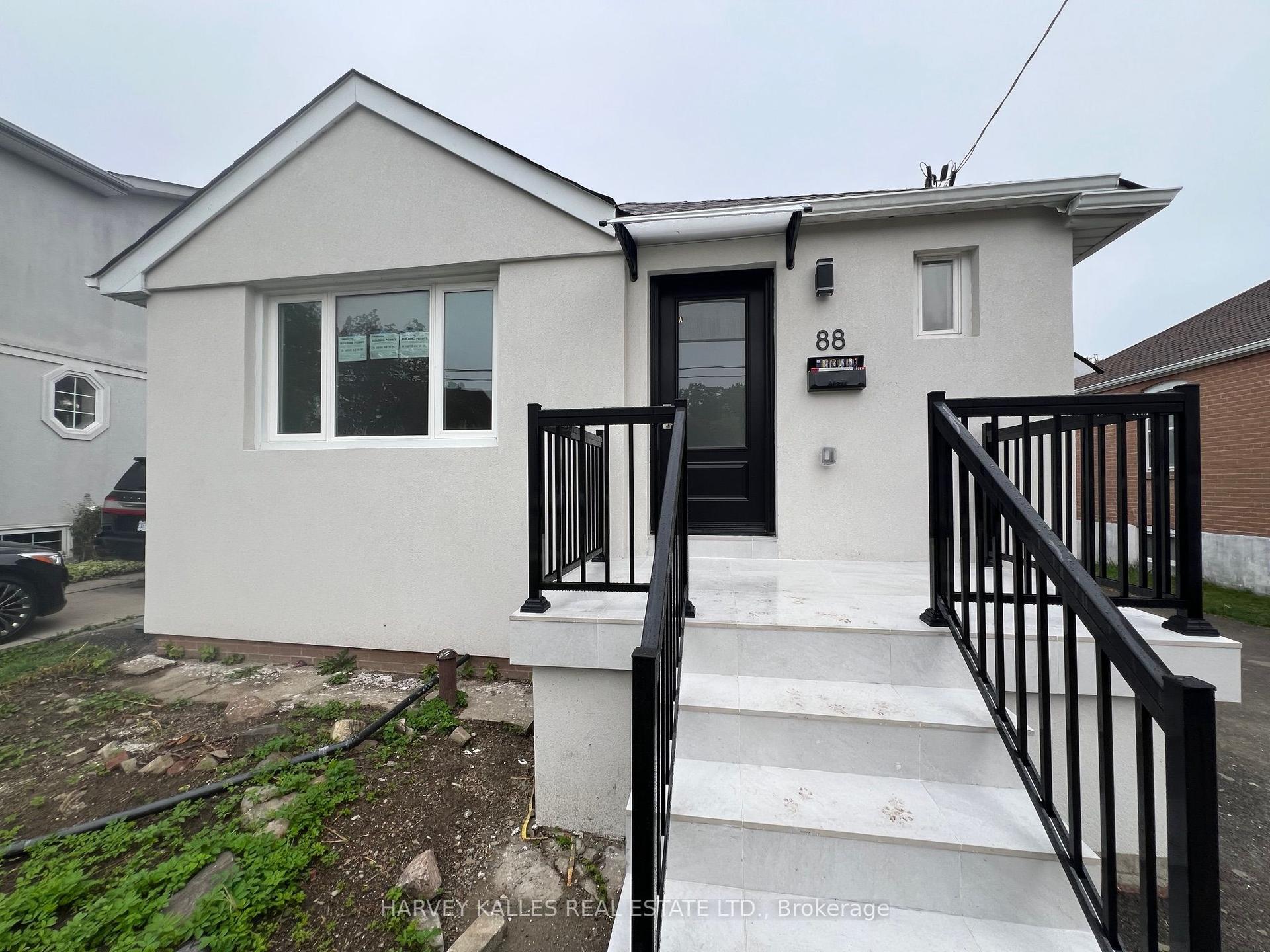88 McAllister Road Bsmt C #Bsmt C, Toronto — Detached for lease, photo 1