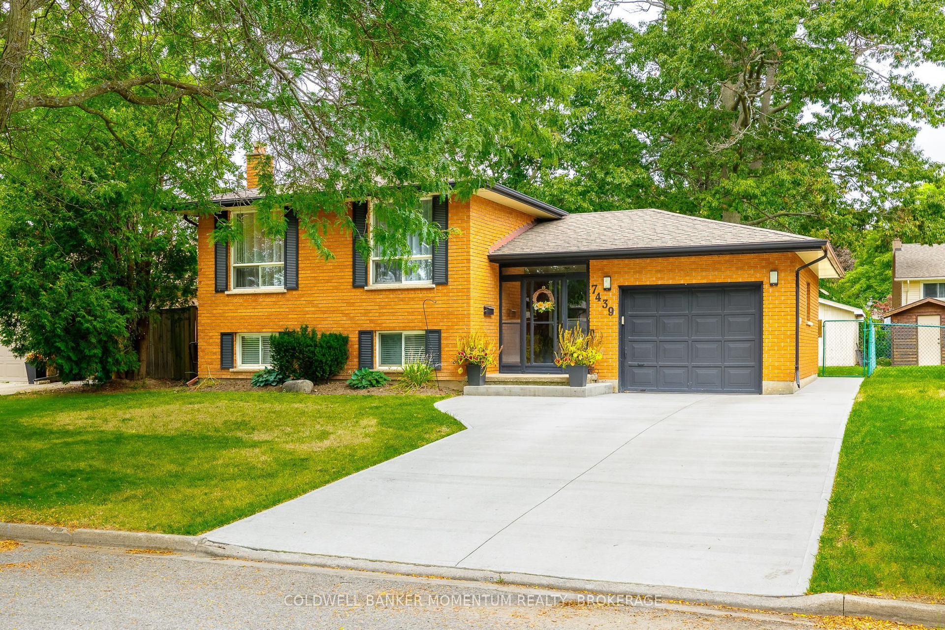 7439 Nasrullah Crescent, Niagara Falls — Detached for sale, photo 1