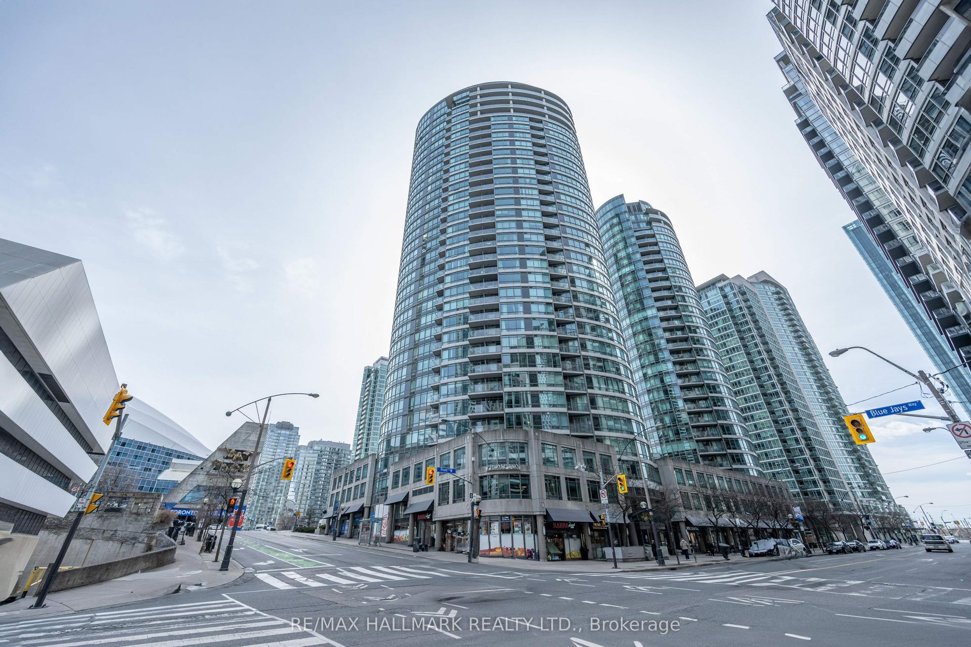 361 Front Street 701 #701, Toronto — Condo for lease, photo 1