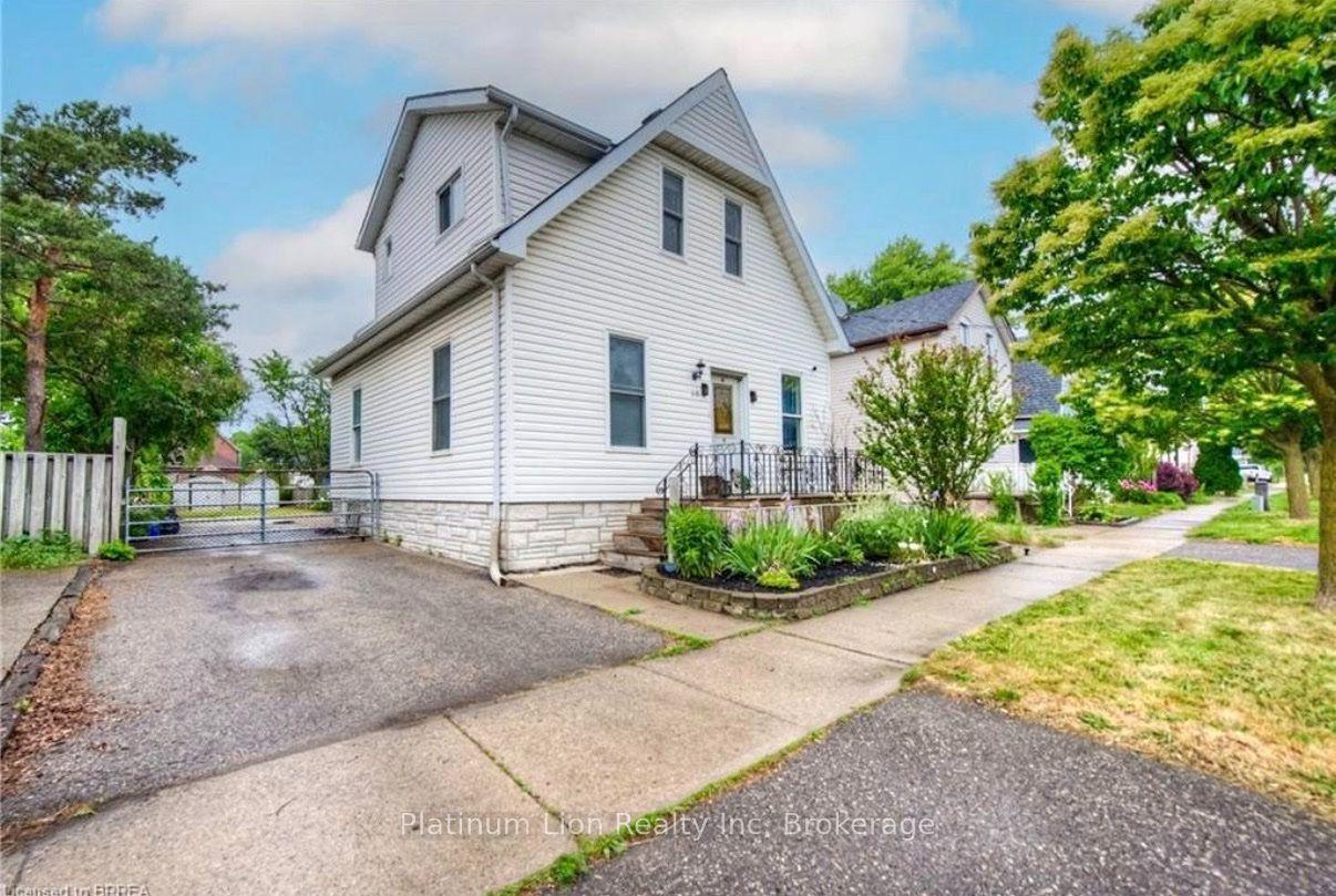 10 Bruce Street, Brantford — Detached for lease, photo 1