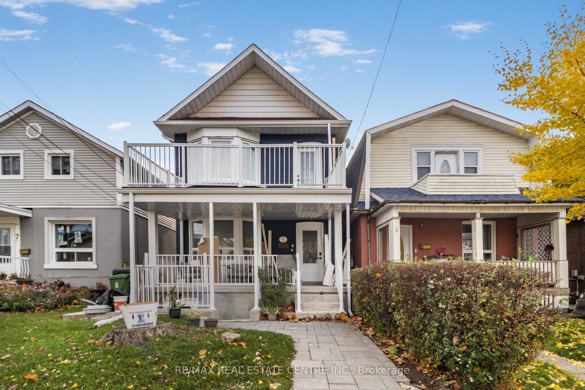 5 Rutherford Avenue, Toronto — Detached for lease, photo 1