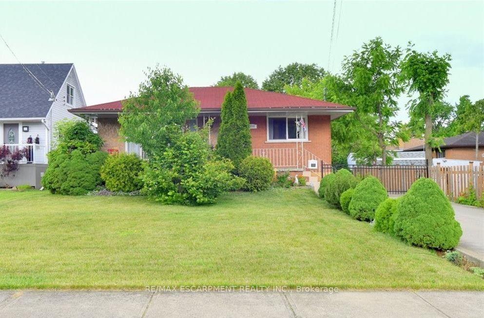 238 Fairridge Road — photo 1
