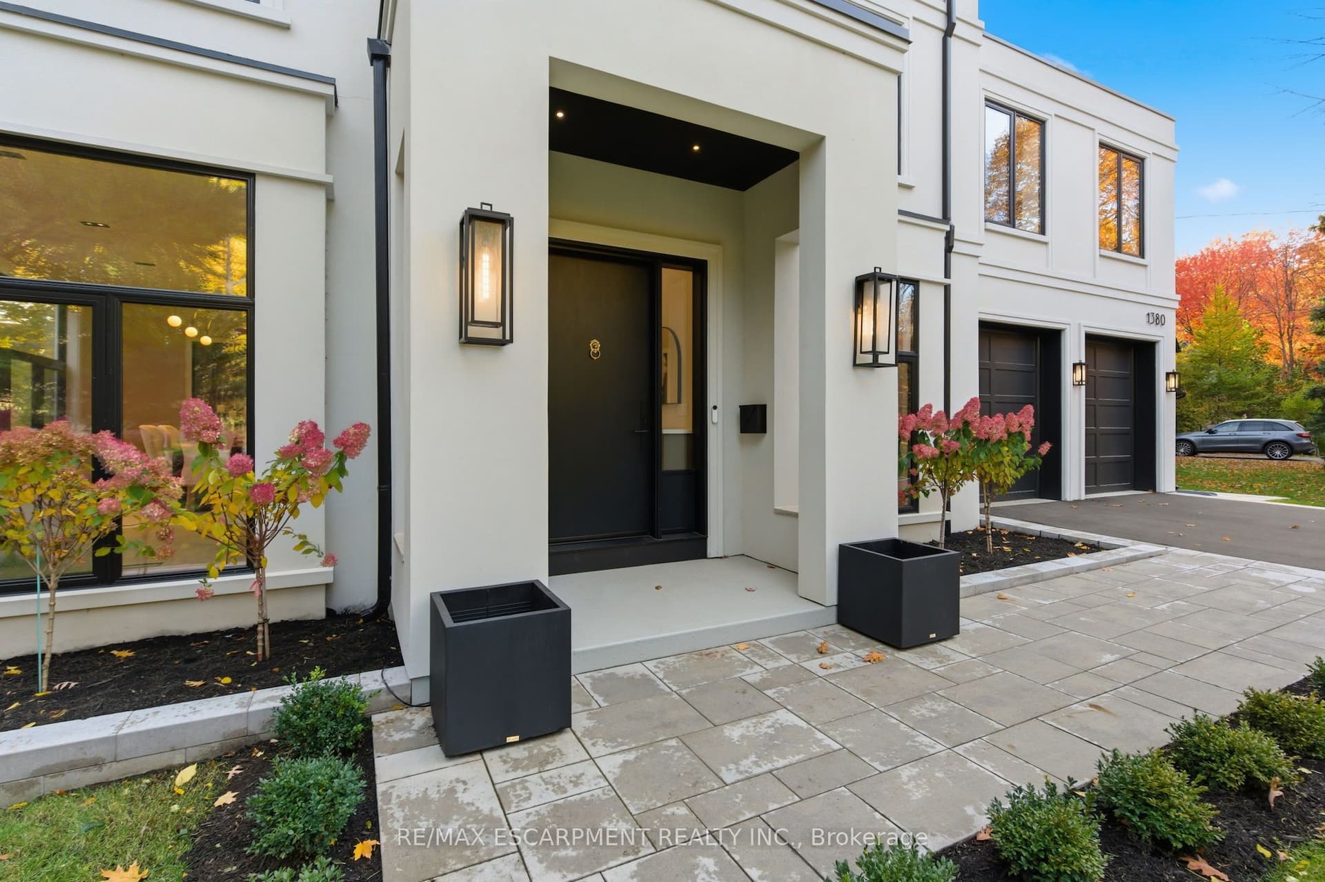 1380 Birchwood Heights Drive — photo 1