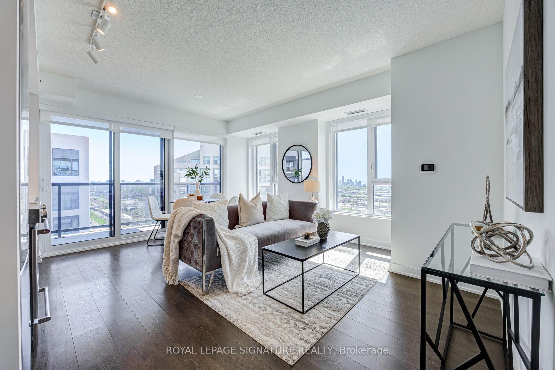 30 Samuel Wood Way 2008 #2008 — photo 1