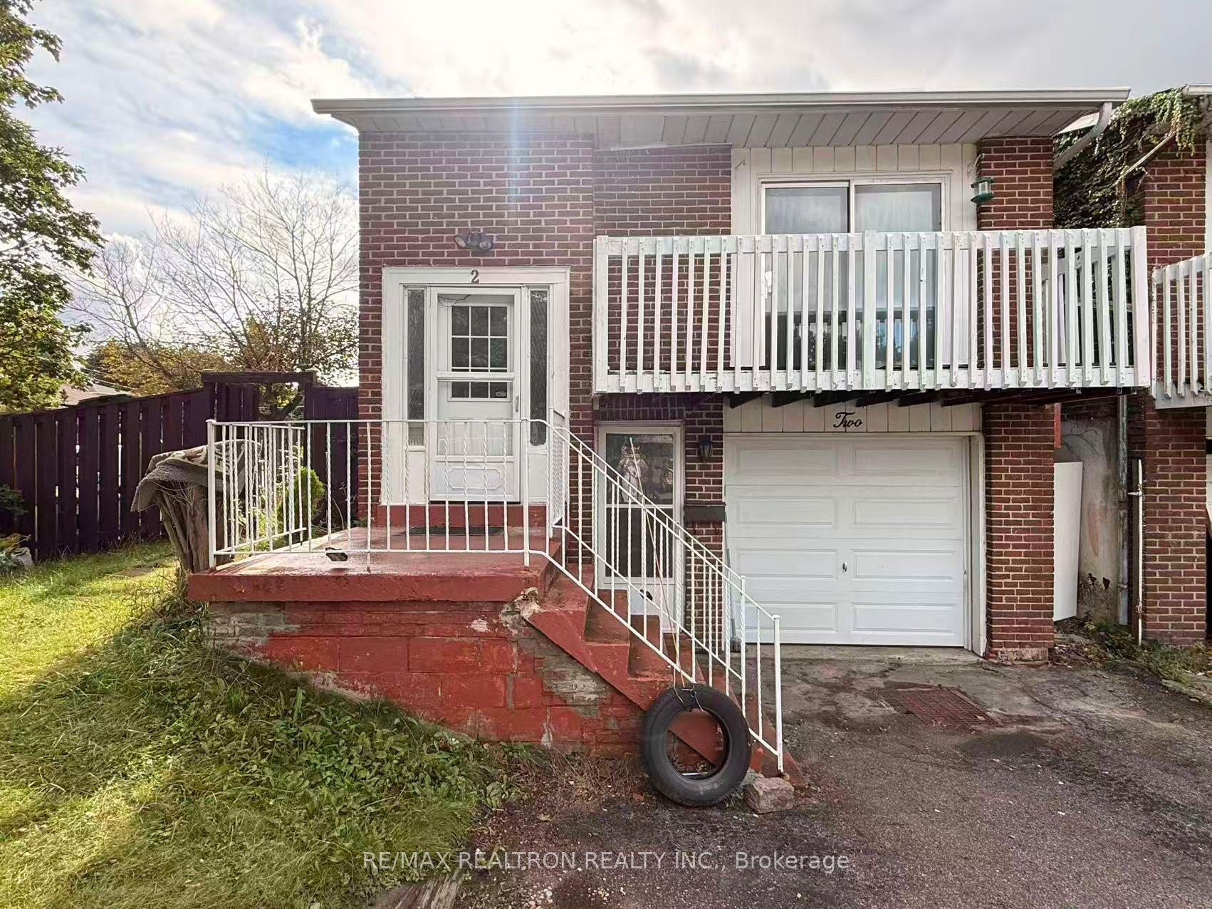 2 Plum Brook Crescent Upper #Upper, Toronto — Detached for lease, photo 1